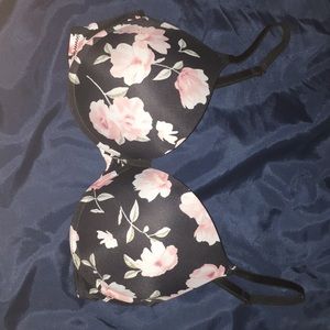 Victoria secret bra